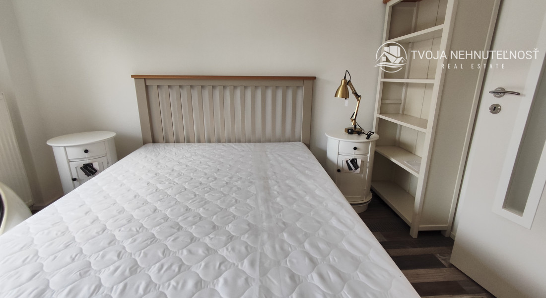 Prenajatý do 31.5.2026....Krásny samostatný 2,5 izbový byt v nájomnom dome Kvetná ulica Prešov