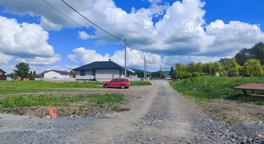 NOVÁ PONUKA! Na predaj 4 izbový tehlový holodom Vyšná Šebastová, komfortný pozemok 8,5a