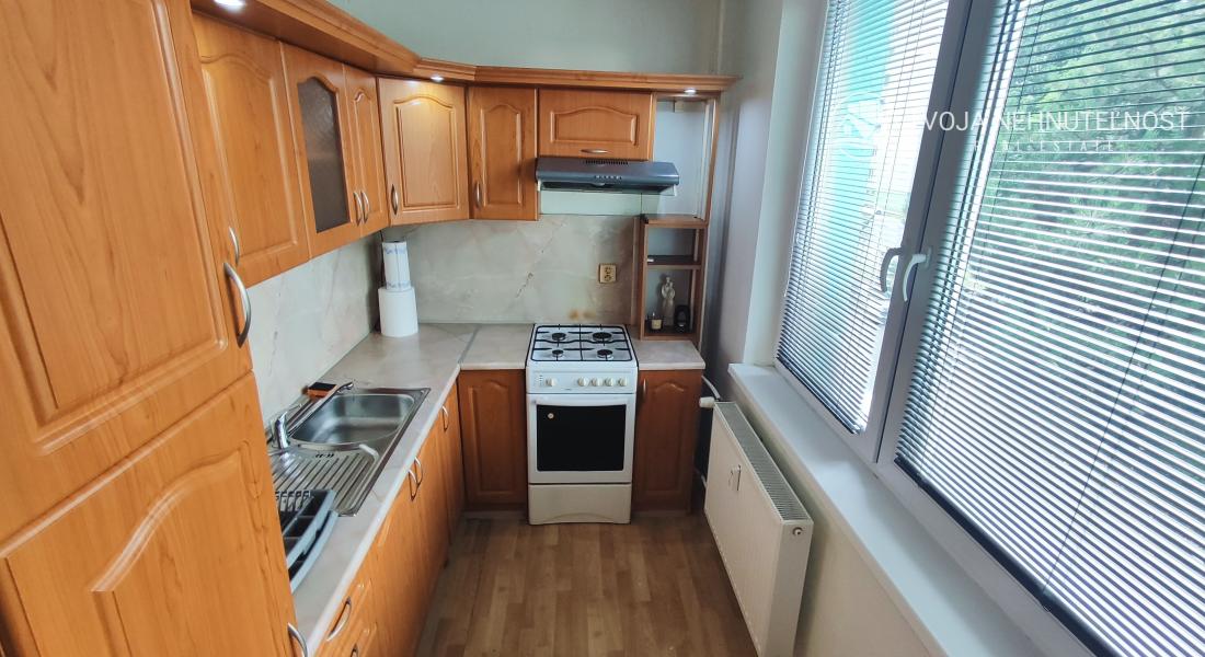 Voľný ihneď.... Vyhľadávaný 1 izbový byt s balkónom blízko centra