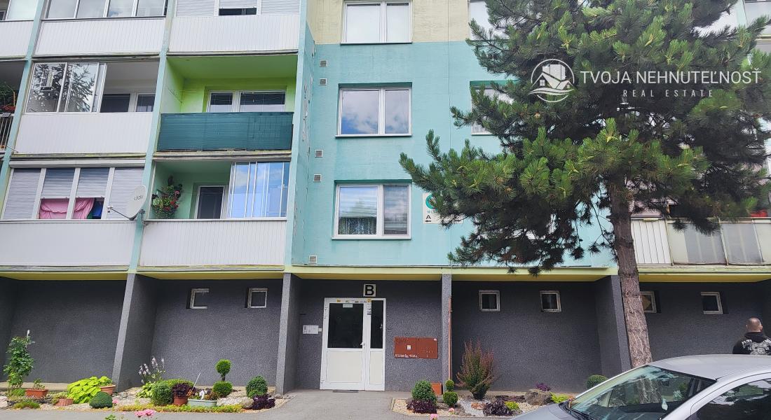 Voľný ihneď.... Vyhľadávaný 1 izbový byt s balkónom blízko centra