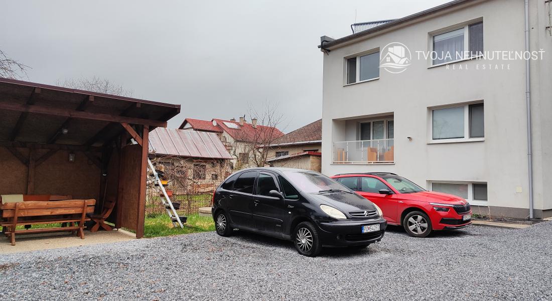 Prenajatá do 1.10.2026...  zariadená garsónka 20 m2 komplet rekonštrukcia, voľná ihneď