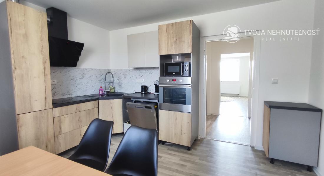 Lukratívne prenajatý investičný rodinný dom s dvomi bytmi Ľubotice, možnosť výstavby ďalšieho domu