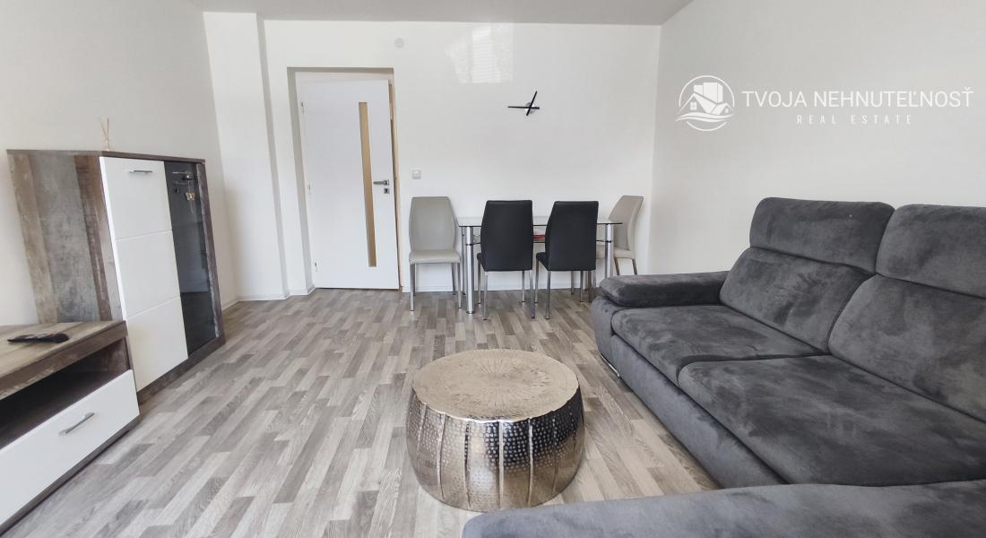 Lukratívne prenajatý investičný rodinný dom s dvomi bytmi Ľubotice, možnosť výstavby ďalšieho domu