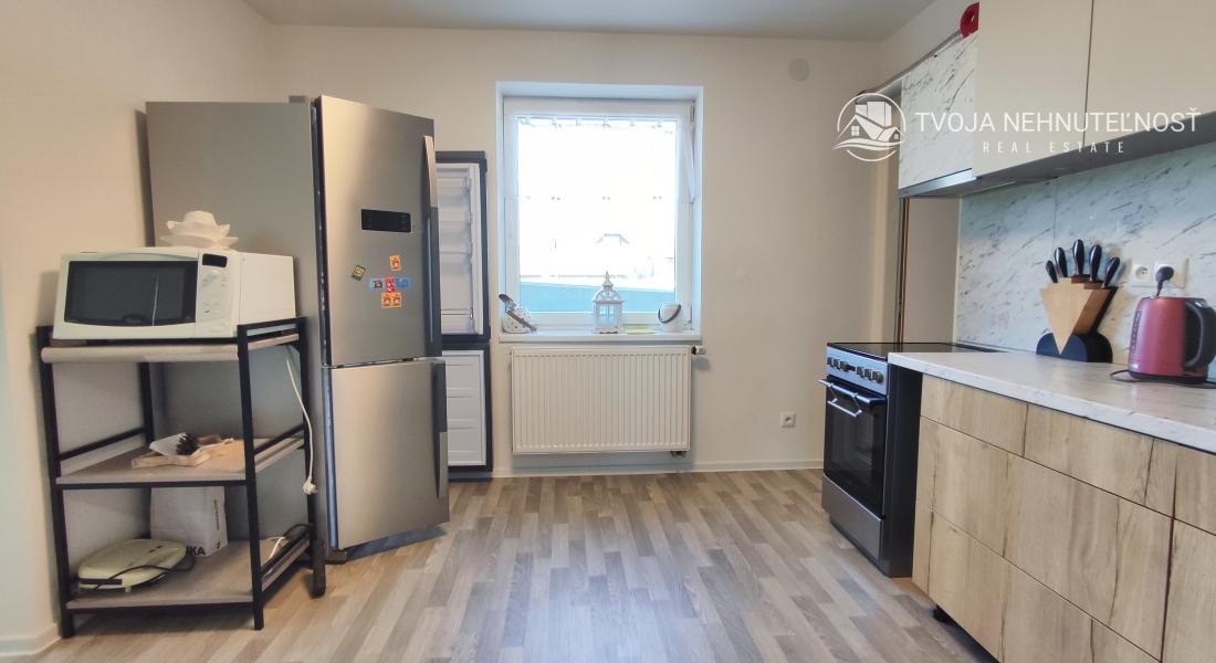 Lukratívne prenajatý investičný rodinný dom s dvomi bytmi Ľubotice, možnosť výstavby ďalšieho domu