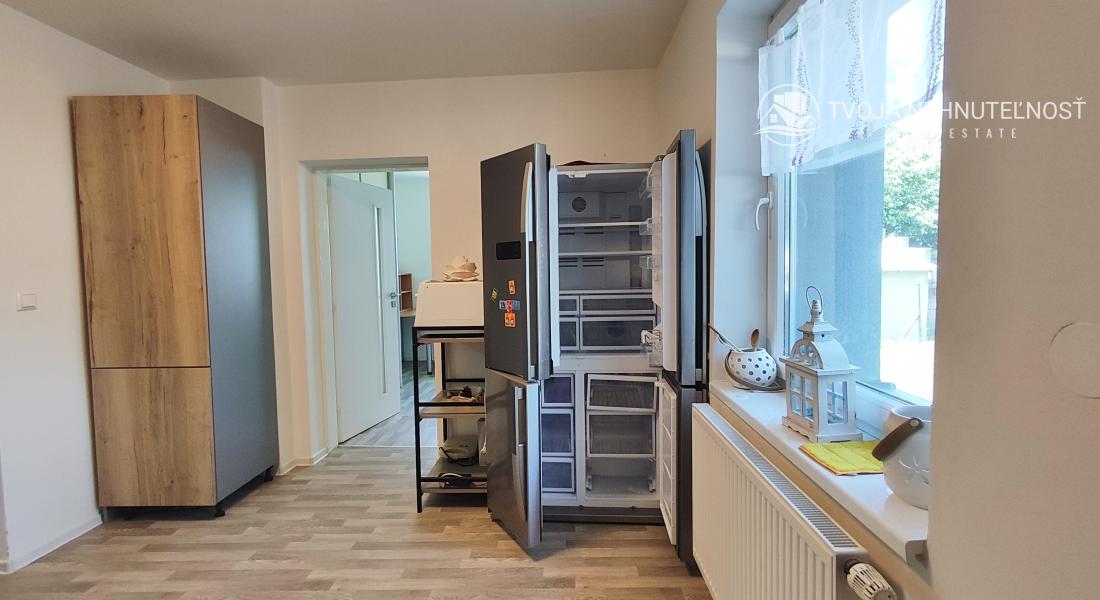 Lukratívne prenajatý investičný rodinný dom s dvomi bytmi Ľubotice, možnosť výstavby ďalšieho domu