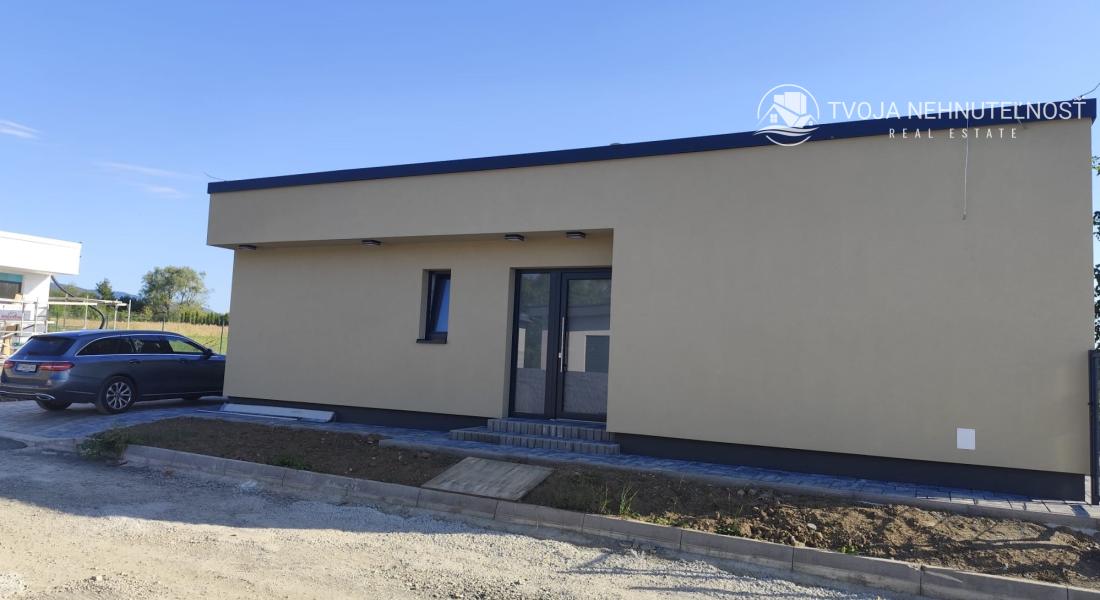 Prenajatý do 15.09.2026 ...... 3 izbový rodinný dom na dlhodobý prenájom, zariadený, 2x parkovacie miesto, záhradka