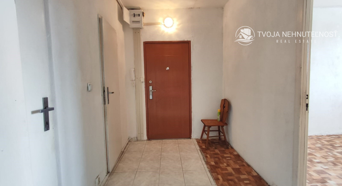 REZERVOVANÝ .... Veľký 4 izbový byt 86 m2, Sabinovská, ihneď k dispozícii