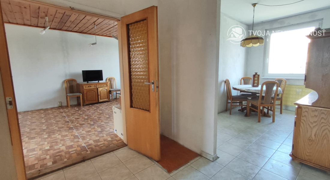 REZERVOVANÝ .... Veľký 4 izbový byt 86 m2, Sabinovská, ihneď k dispozícii