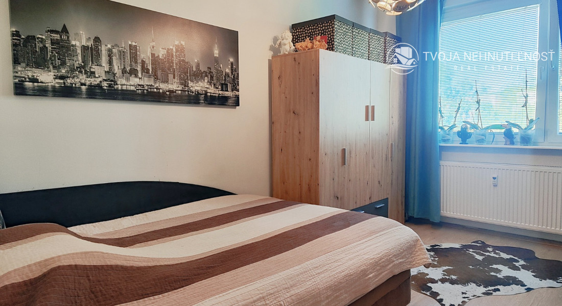 Dizajnovo prepracovaný lukratívny 4 izbový byt Sídlisko 3, klíma, loggia s tieniacimi fóliami