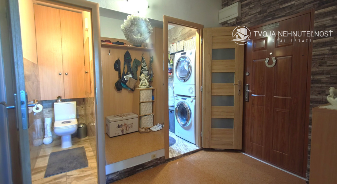 Dizajnovo prepracovaný lukratívny 4 izbový byt Sídlisko 3, klíma, loggia s tieniacimi fóliami