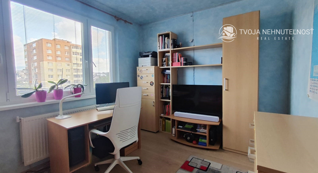 REZERVOVANÝ ... 3 izbový byt so skvelým výhľadom Tomášikova ulica, zrekonštruovaný, s klimatizáciou