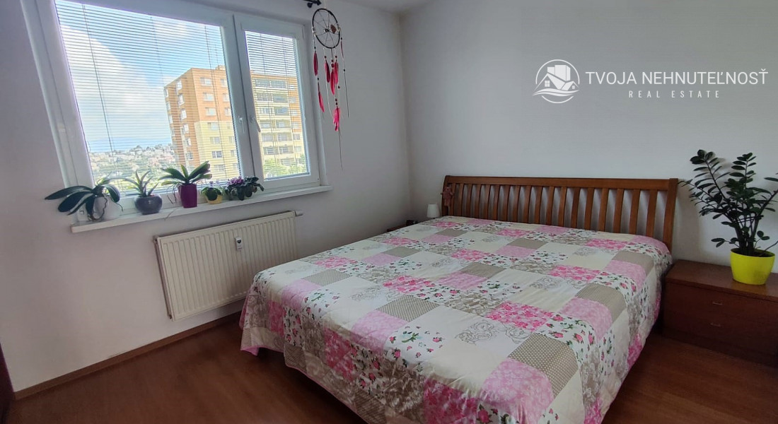 REZERVOVANÝ ... 3 izbový byt so skvelým výhľadom Tomášikova ulica, zrekonštruovaný, s klimatizáciou