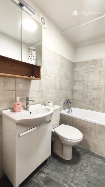 Prenajatá do 1.11.2026...Priestranná zariadená garsónka pre 1-2 osoby, Kotrádova ulica, Prešov