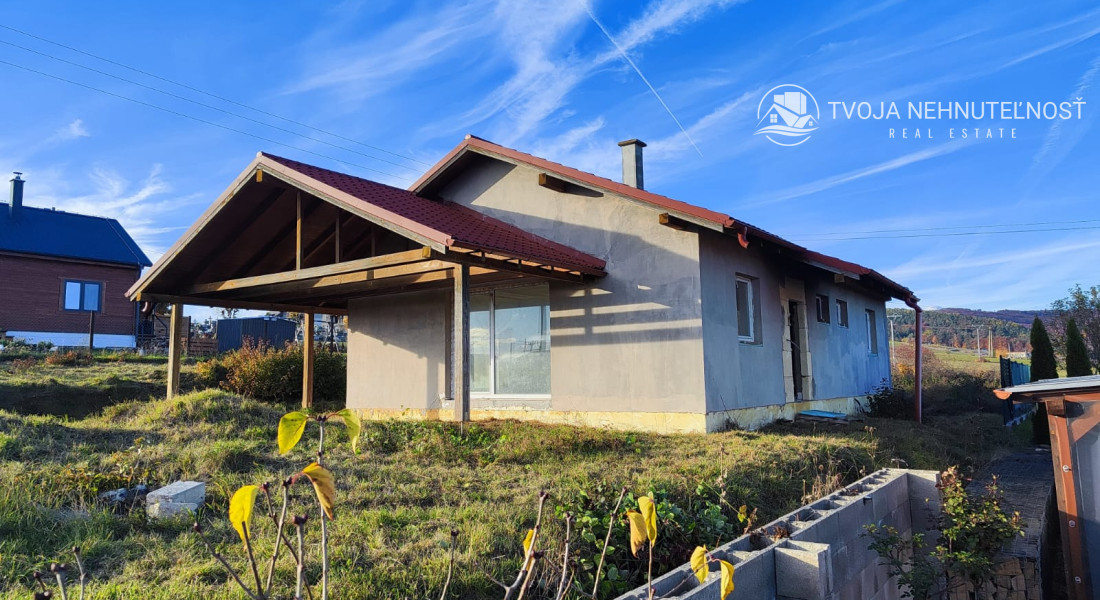 5 izbový rodinný holodom na veľkorysom pozemku 1050 m2 v obci Podhorany