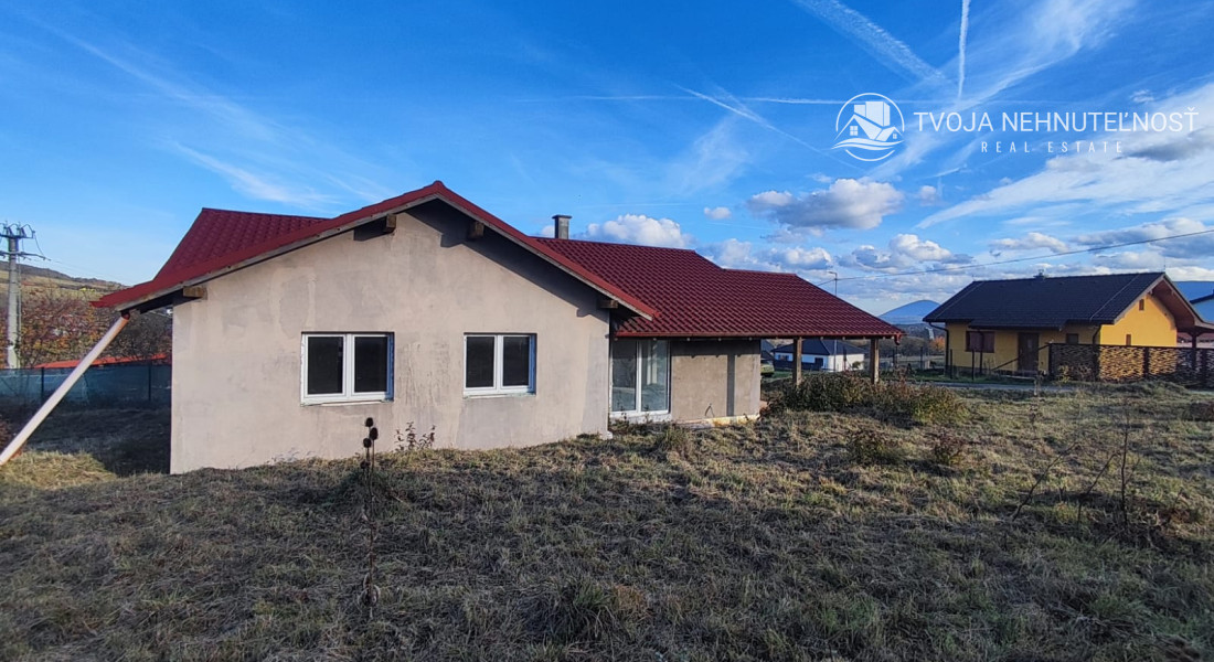 5 izbový rodinný holodom na veľkorysom pozemku 1050 m2 v obci Podhorany