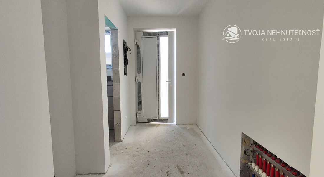 Novostavba 4 izbového domu vo vyhotovení  ŠTANDARD s pozemkom 501 m2 v projekte FINTICE-GRIBĽOVEC