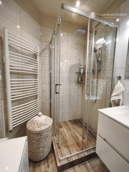 Útulný minimalistický 3 izbový byt v skvelej lokalite, Sekčov, Vansovej, pri MHD