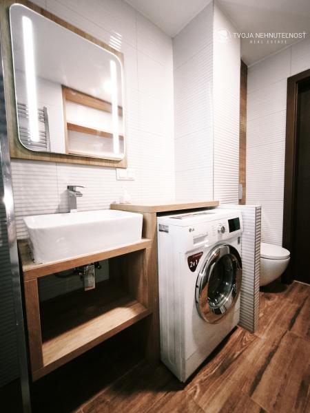 3 izbový nadštandardný byt aj s pozemkom, Veľký Šariš, ul. Janka Kráľa