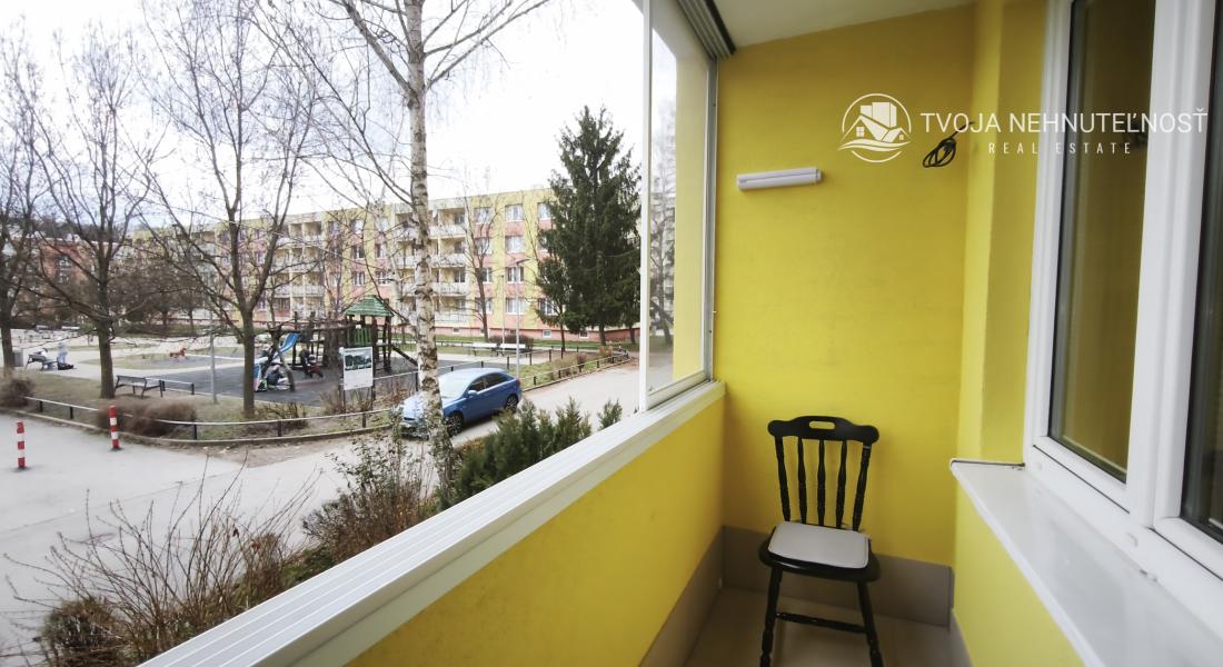 Voľný ihneď ... prenájom zrekonštruovaný 2 izbový byt s loggiou Československej armády, zariadený