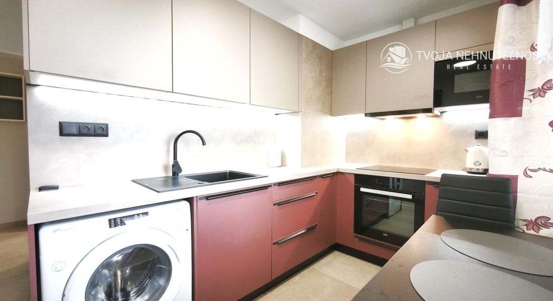 Voľný ihneď ... prenájom zrekonštruovaný 2 izbový byt s loggiou Československej armády, zariadený