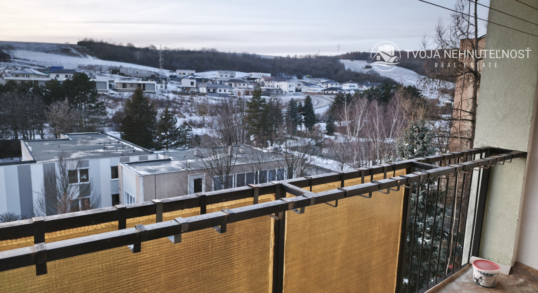 Na predaj lukratívny 4 izbový byt s nadrozmernou loggiou, Mirka Nešpora pri MŠ, pôvodný stav