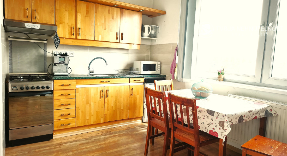 Priestranný 2,5 - izbový byt s potenciálom a krásnym výhľadom na Solivar