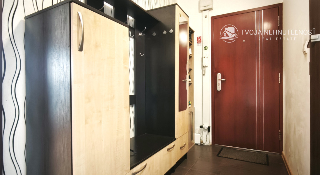 Priestranný 2,5 - izbový byt s potenciálom a krásnym výhľadom na Solivar