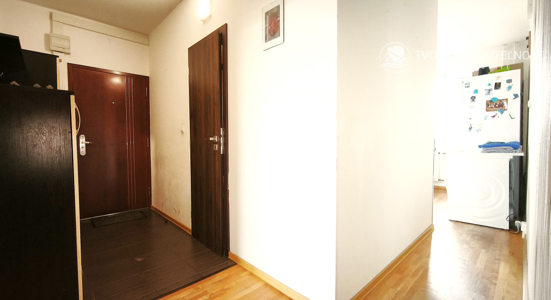 Priestranný 2,5 - izbový byt s potenciálom a krásnym výhľadom na Solivar