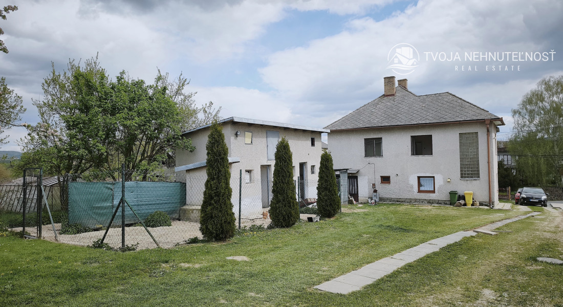 Dvojgeneračný 6 izbový dom s možnosťou rozdelenia na dva samostatné byty, 13 km od PO, v obci Lada