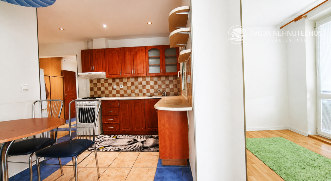 Kúpou voľný 3 izbový byt Sekčov Martina Benku, 59 m2, zariadený, s balkónom