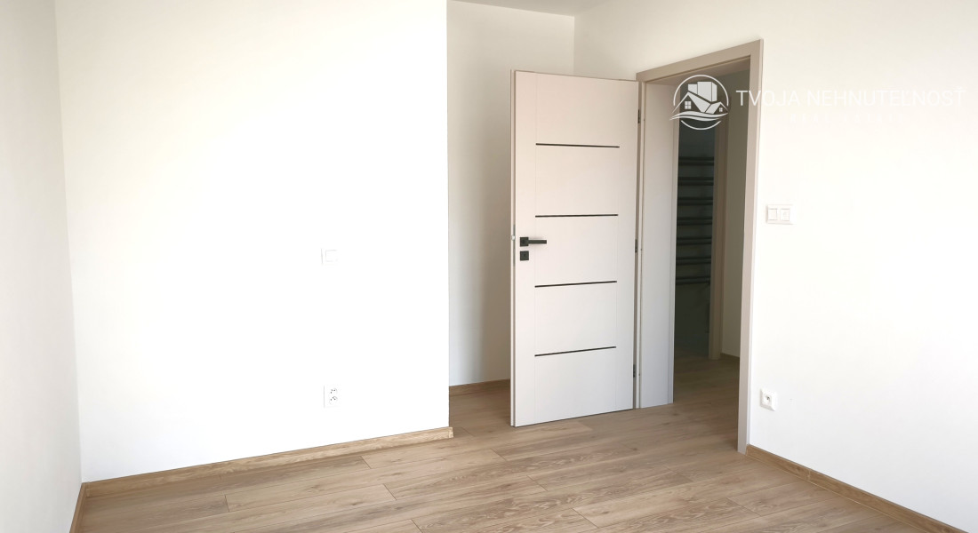 Posledný 4 izbový dom vo vyhotovení  ŠTANDARD s pozemkom 501 m2 FINTICE-GRIBĽOVEC