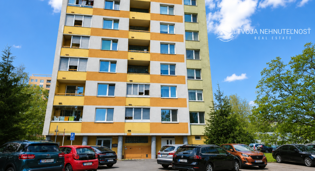 Voľný od 1.8.2026 ... zrekonštruovaný 2 izbový byt s loggiou Matice Slovenskej, zariadený