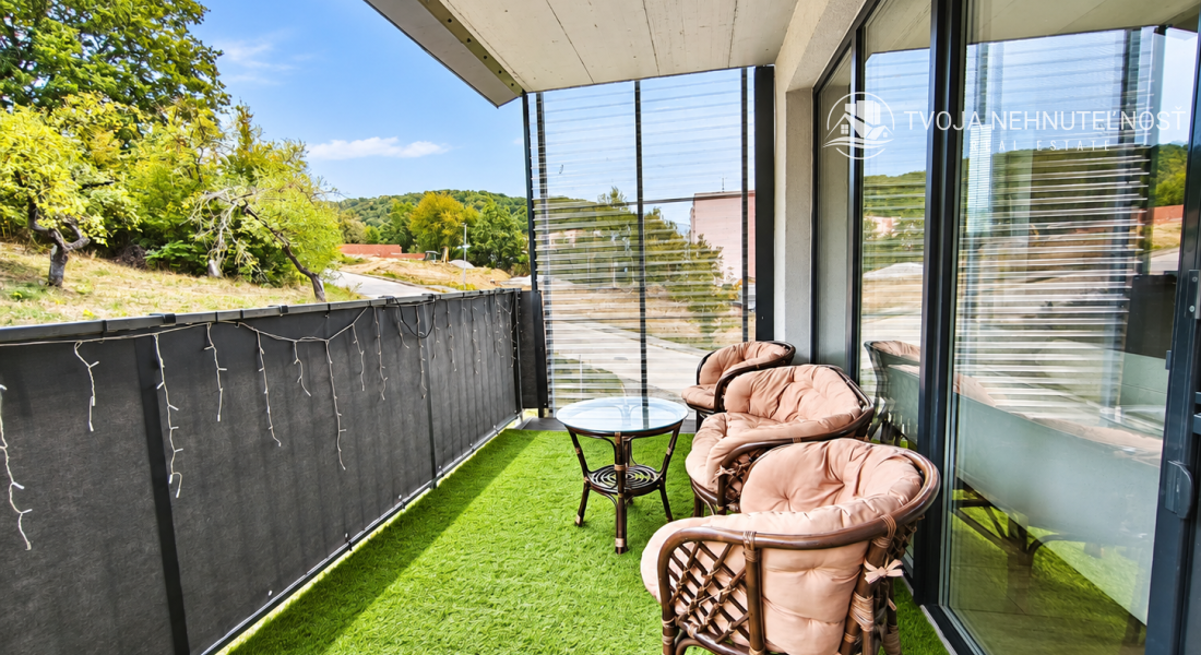 Reprezentatívny 3-izbový byt 90 m² + 12 m² balkón + GARÁŽ | Sídlisko III