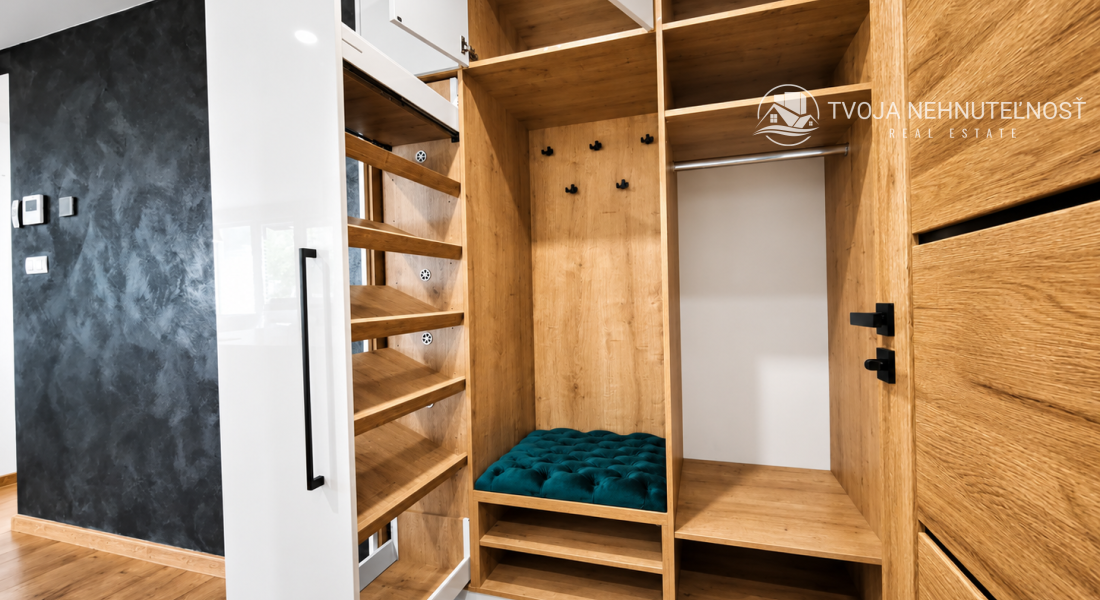 Reprezentatívny 3-izbový byt 90 m² + 12 m² balkón + GARÁŽ | Sídlisko III