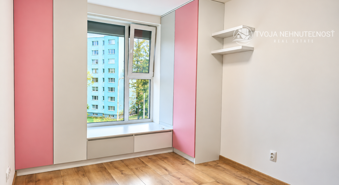 Reprezentatívny 3-izbový byt 90 m² + 12 m² balkón + GARÁŽ | Sídlisko III