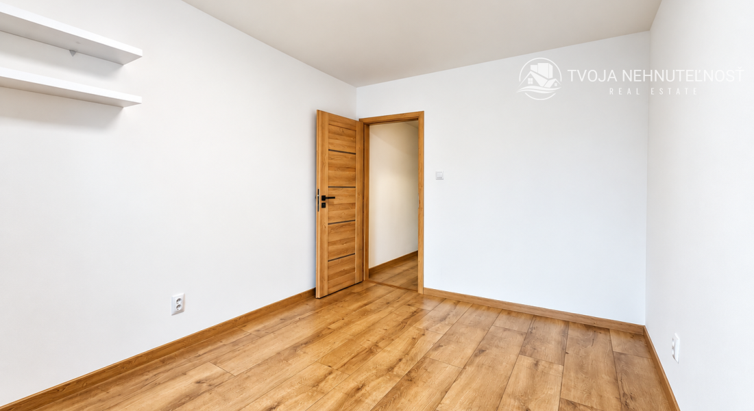 Reprezentatívny 3-izbový byt 90 m² + 12 m² balkón + GARÁŽ | Sídlisko III