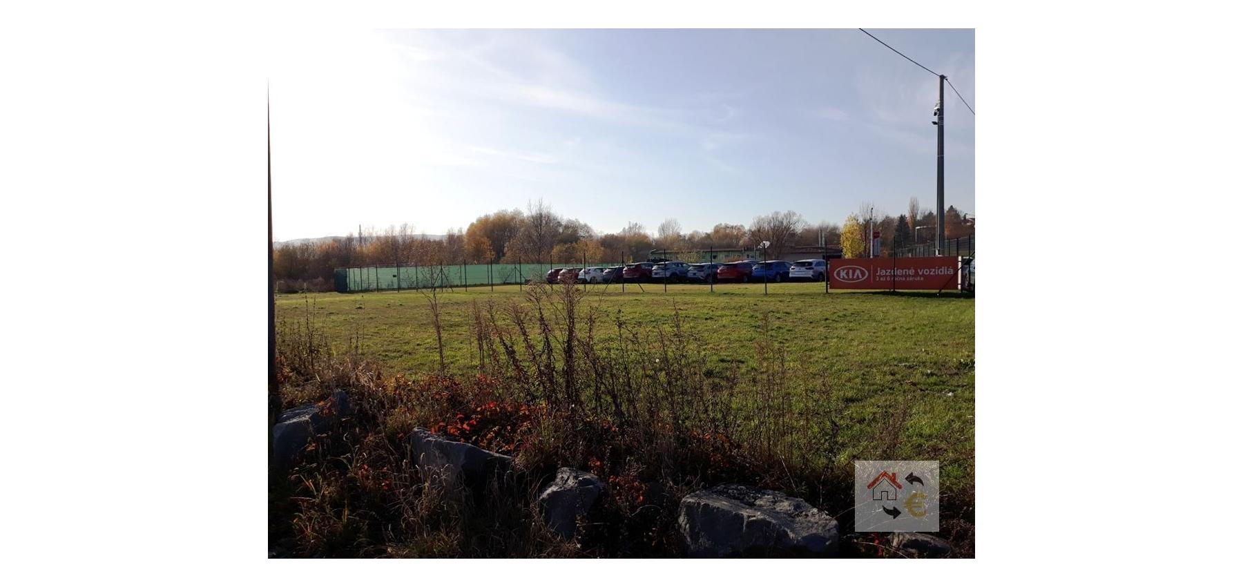 Prenájom pozemku 1400 m2, Pod Táborom, medzi autobazárom KIA a riekou Sekčov