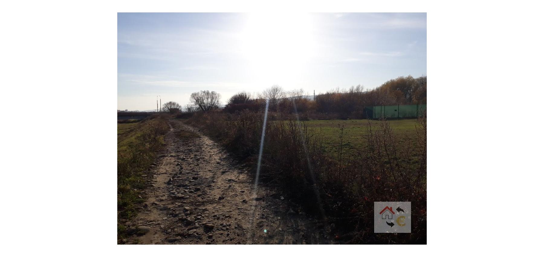 Prenájom pozemku 1400 m2, Pod Táborom, medzi autobazárom KIA a riekou Sekčov