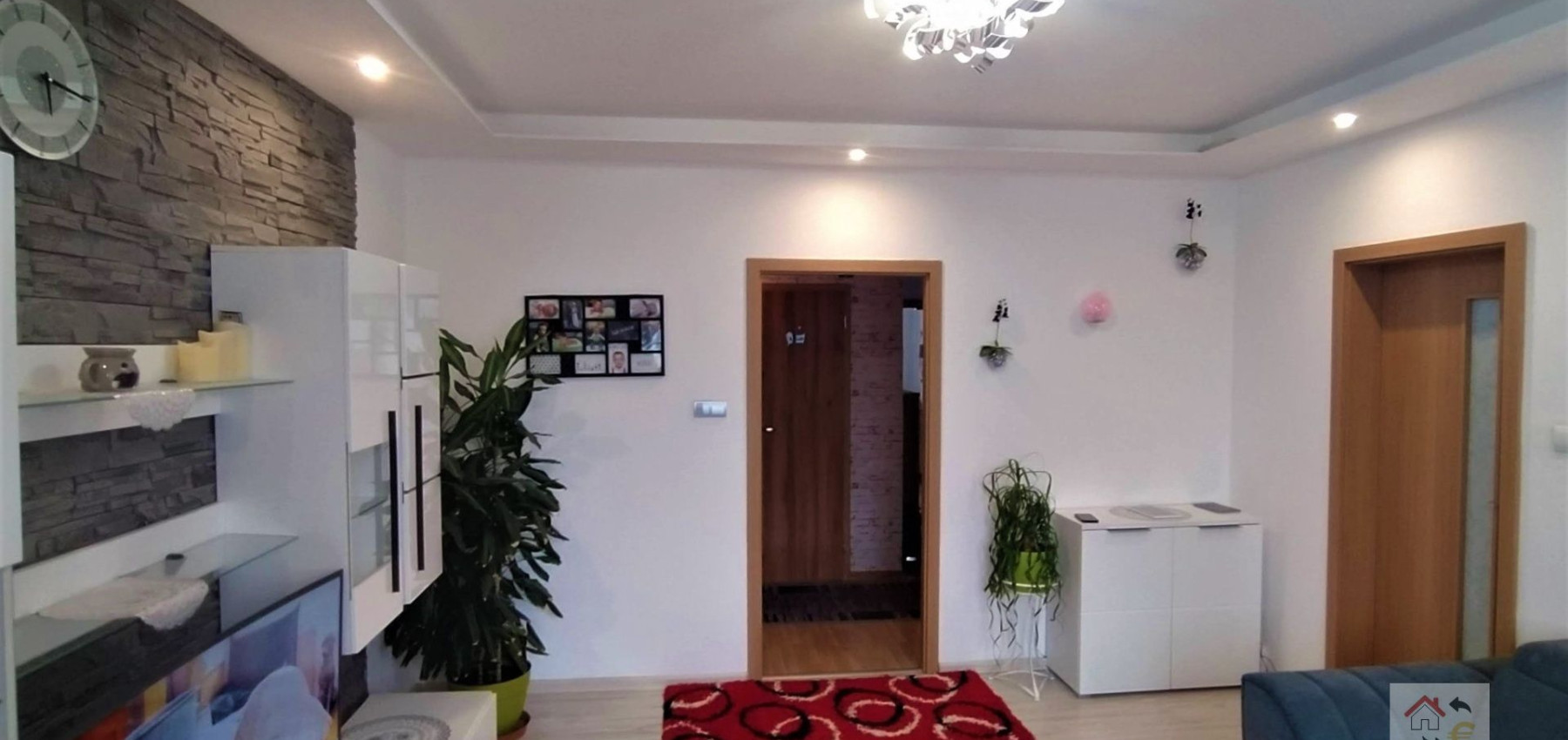 PRENAJATÝ DO 1.8.2025...Krásny 3 izbový byt kompletne zrekonštruovaný a zariadený byt pri OC MAX, Vihorlatská ulica