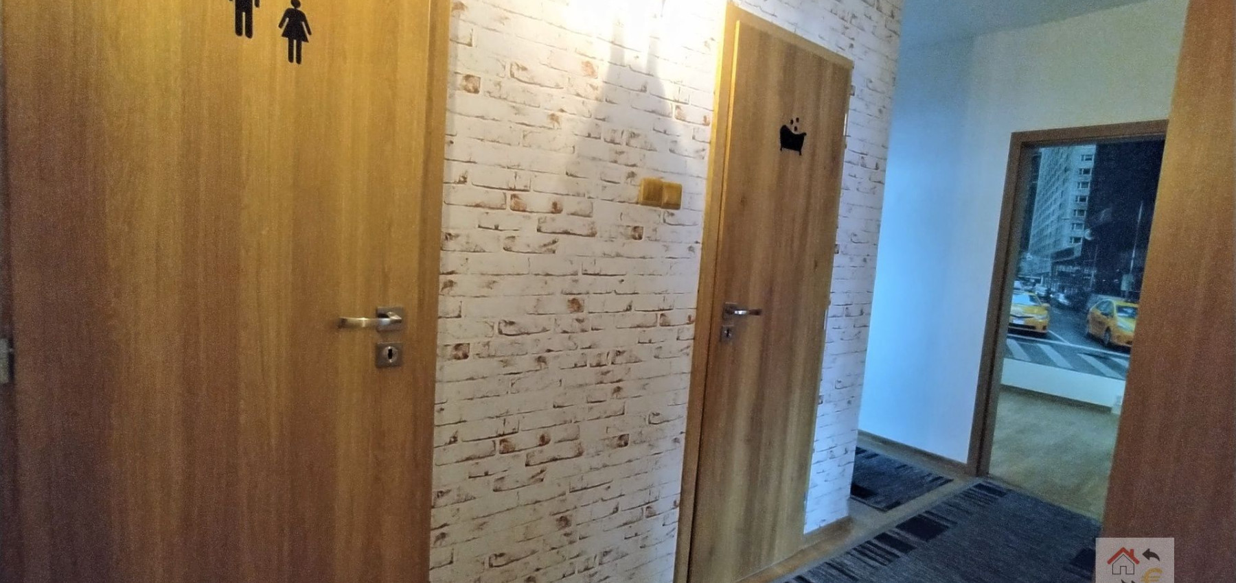 PRENAJATÝ DO 1.8.2025...Krásny 3 izbový byt kompletne zrekonštruovaný a zariadený byt pri OC MAX, Vihorlatská ulica