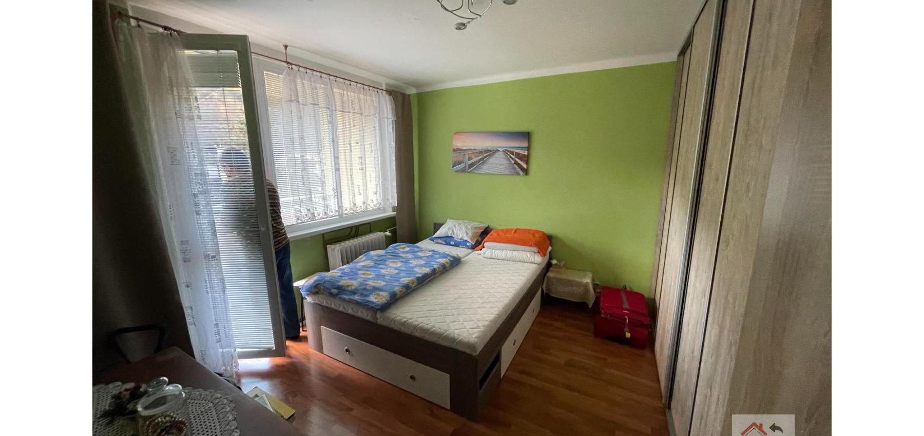 Prenajatý do 30.06.2026...2 izbový s loggiou byt Marka Čulena, kompletná rekonštrukcia, zariadený