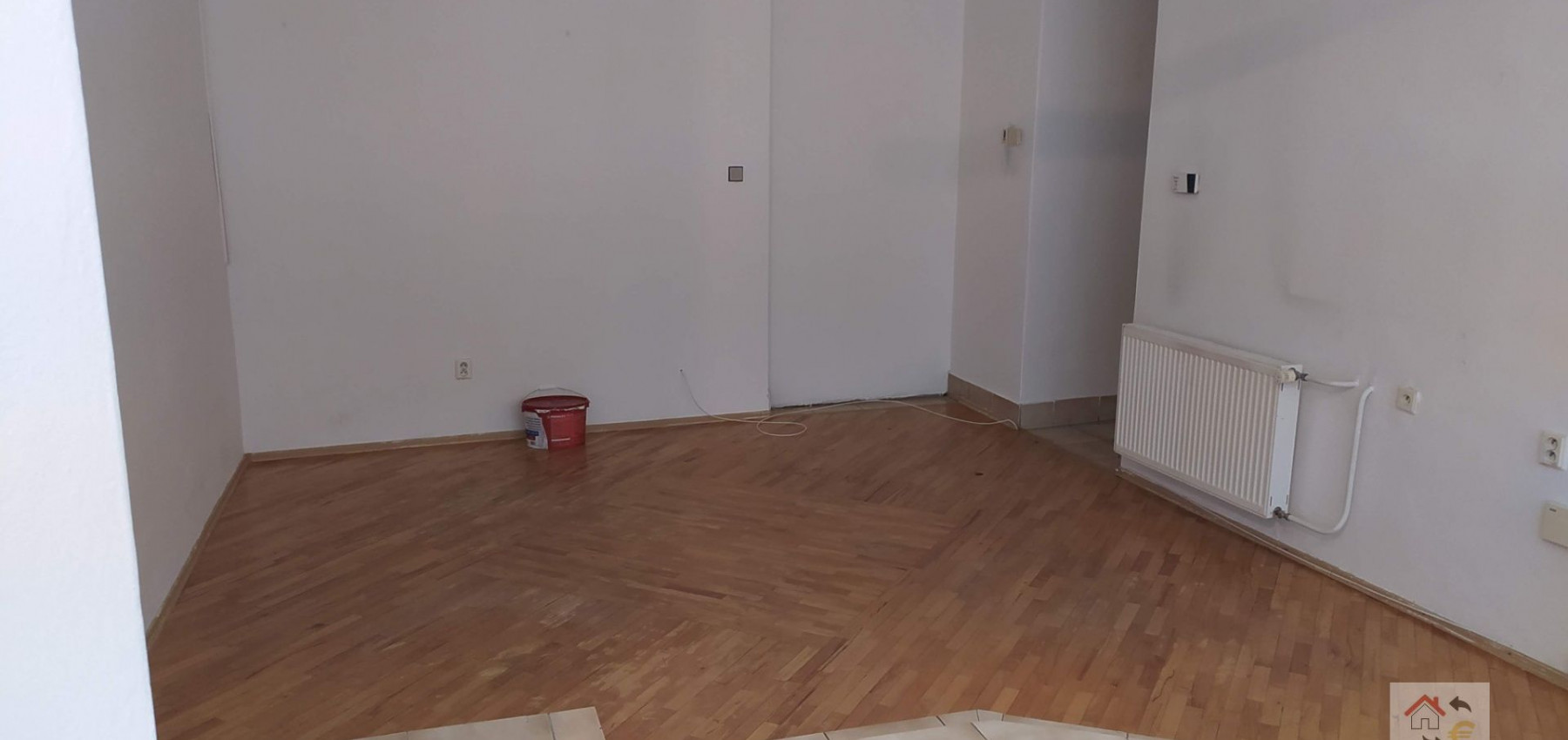 Prenájom obchodných priestorov 42 m2 Šafárikova ulica