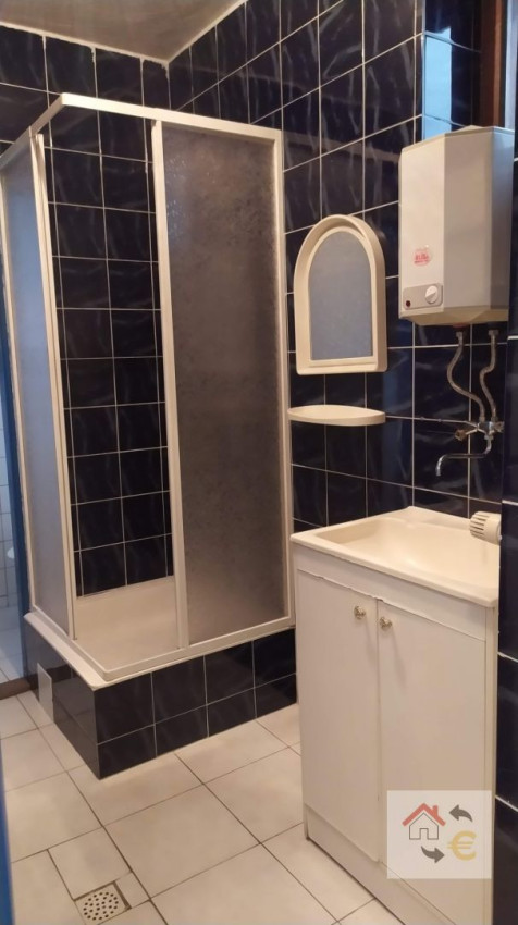 Prenájom obchodných priestorov 42 m2 Šafárikova ulica