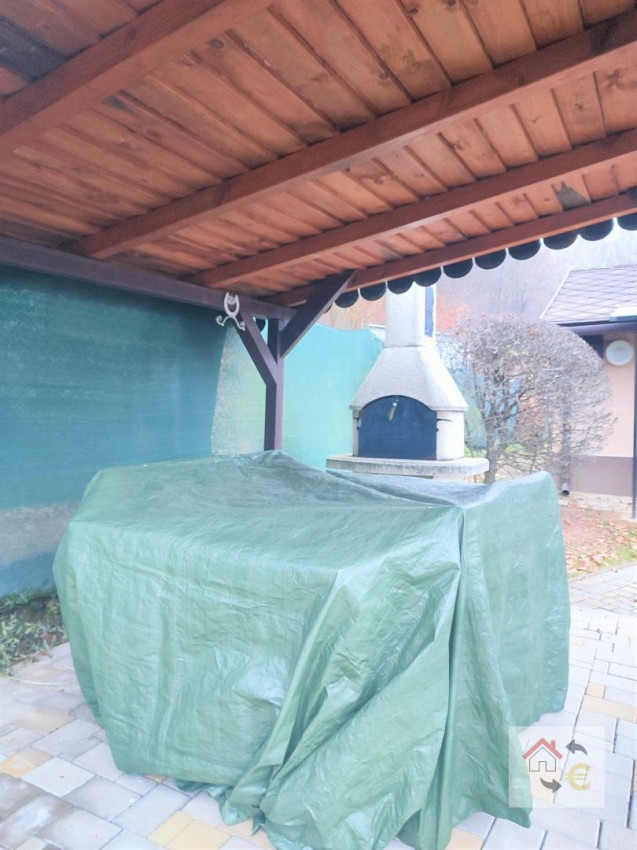 Na predaj Záhradkárska chata v obci Brežany