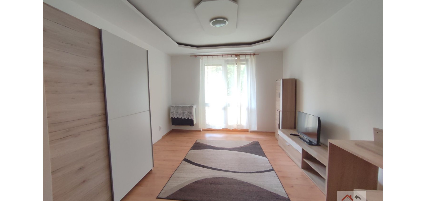 Prenajatý do 30.06.2026..... Na prenájom 2 izbový byt v blízkosti OC NOVUM