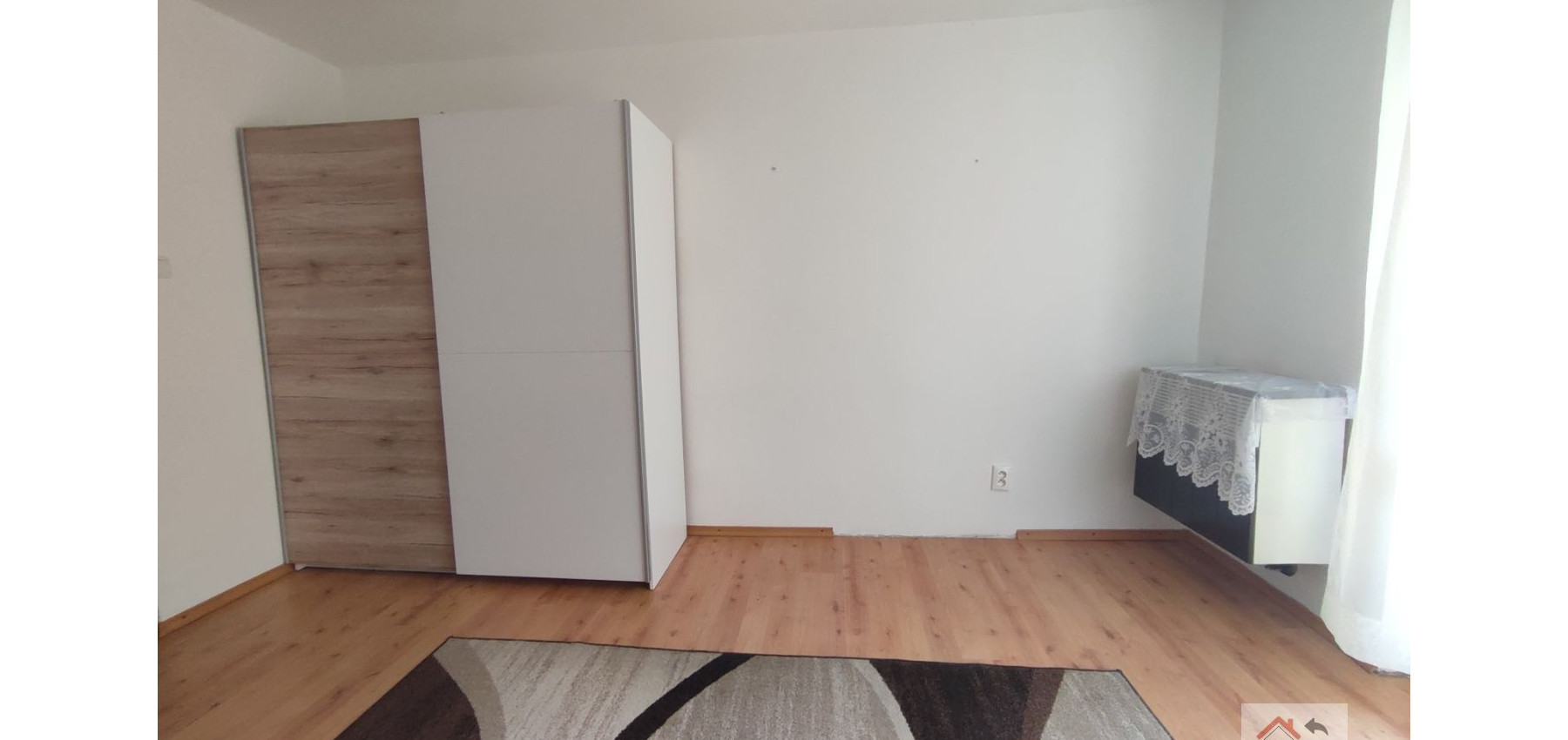 Prenajatý do 30.06.2026..... Na prenájom 2 izbový byt v blízkosti OC NOVUM