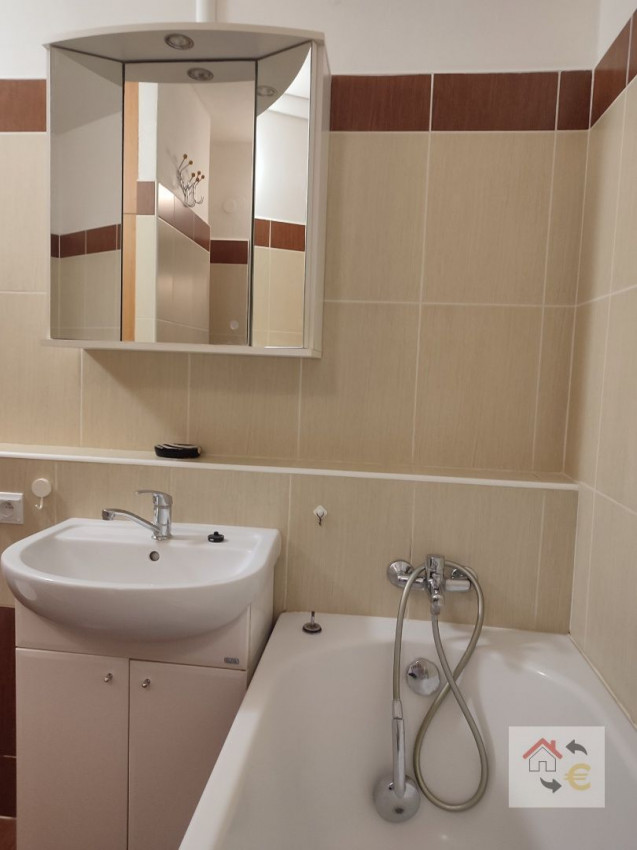 Prenajatý do 1.2.2026...Prenájom 2 izbového bytu Prostějovská 3, zrekonštruovaný a zariadený