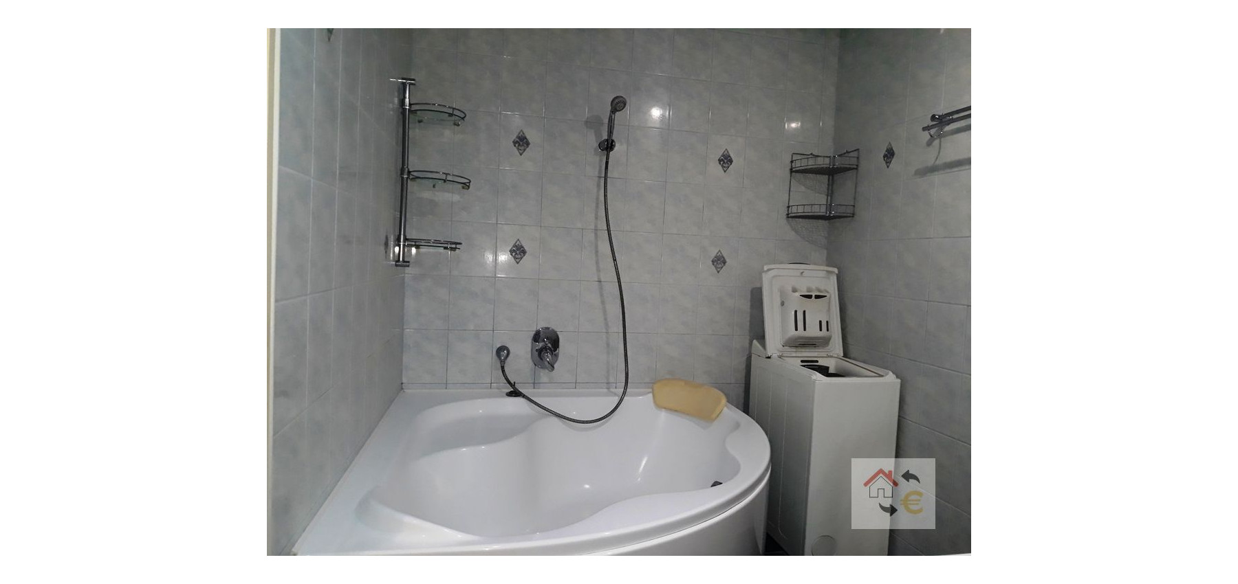 Prenajatý do 1.11.2025...Zrekonštruovaný zariadený 3 izbový byt Sekčov