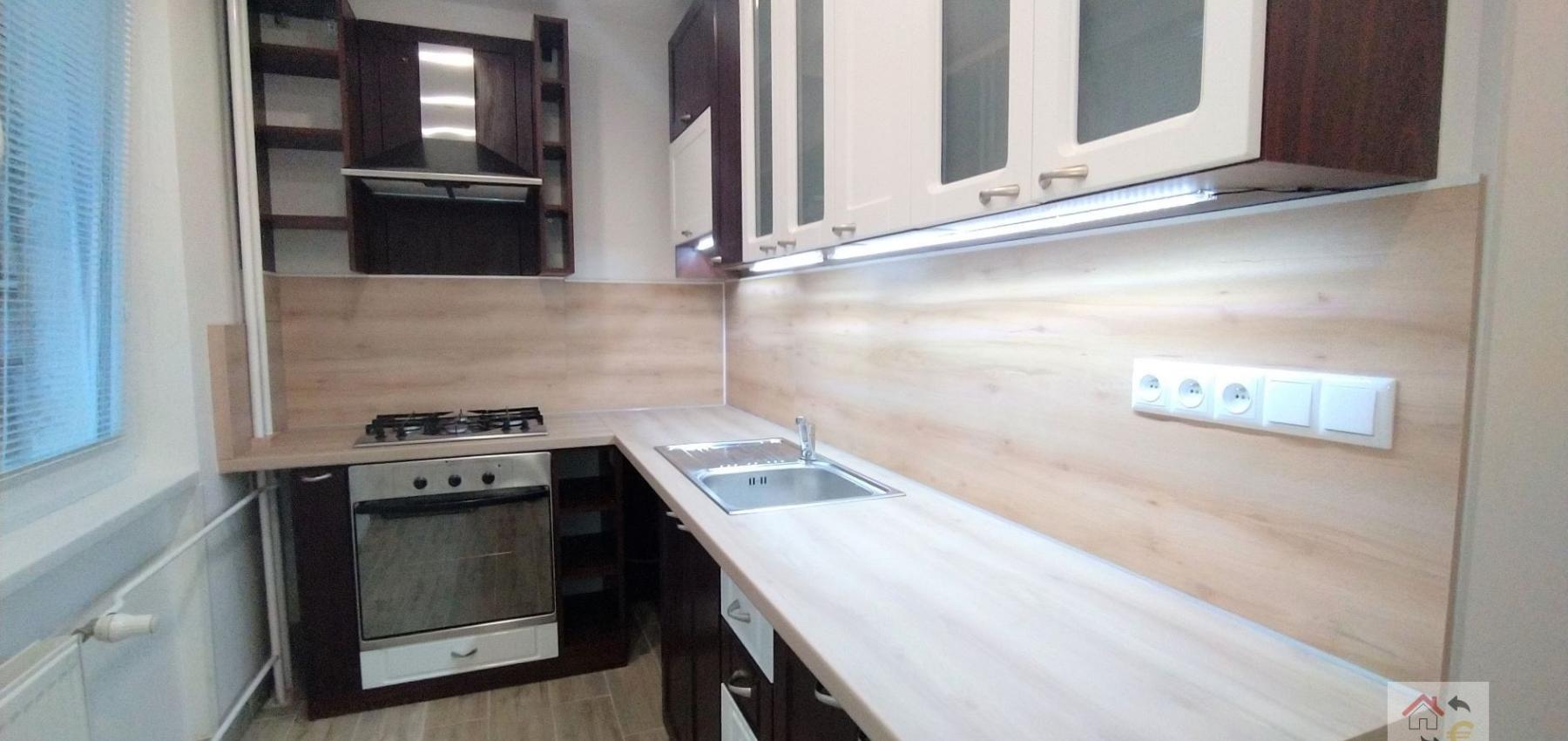 Prenajatý do 31.12.2025...2 izbový byt Levočská, Prešov, rekonštrukcia, čiastočne zariadený