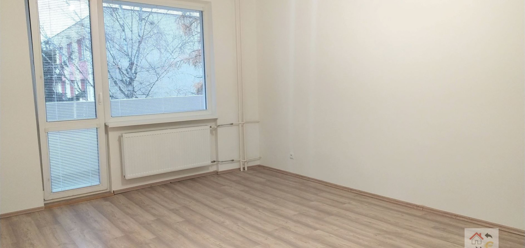 Prenajatý do 31.12.2025...2 izbový byt Levočská, Prešov, rekonštrukcia, čiastočne zariadený